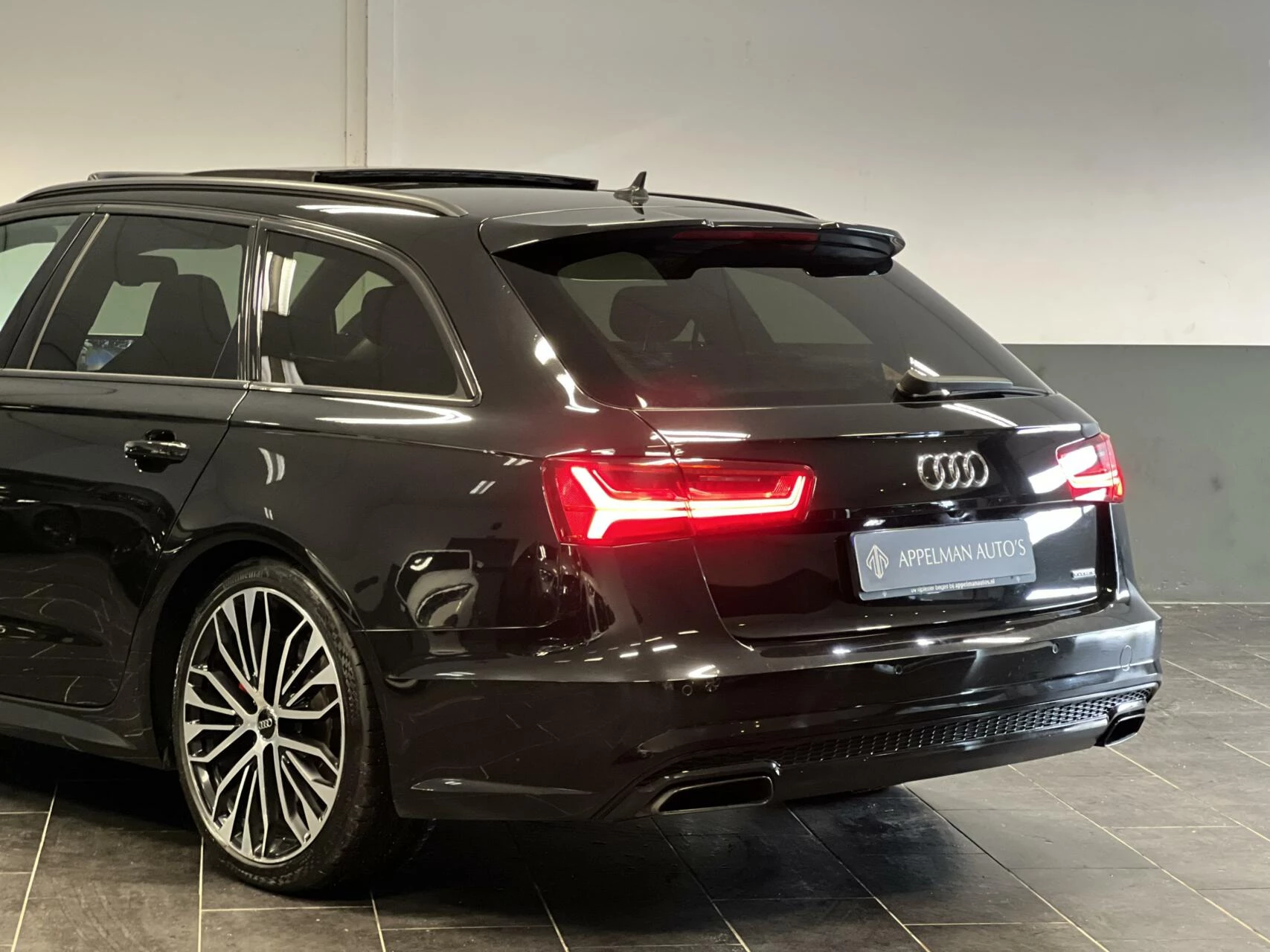 Hoofdafbeelding Audi A6