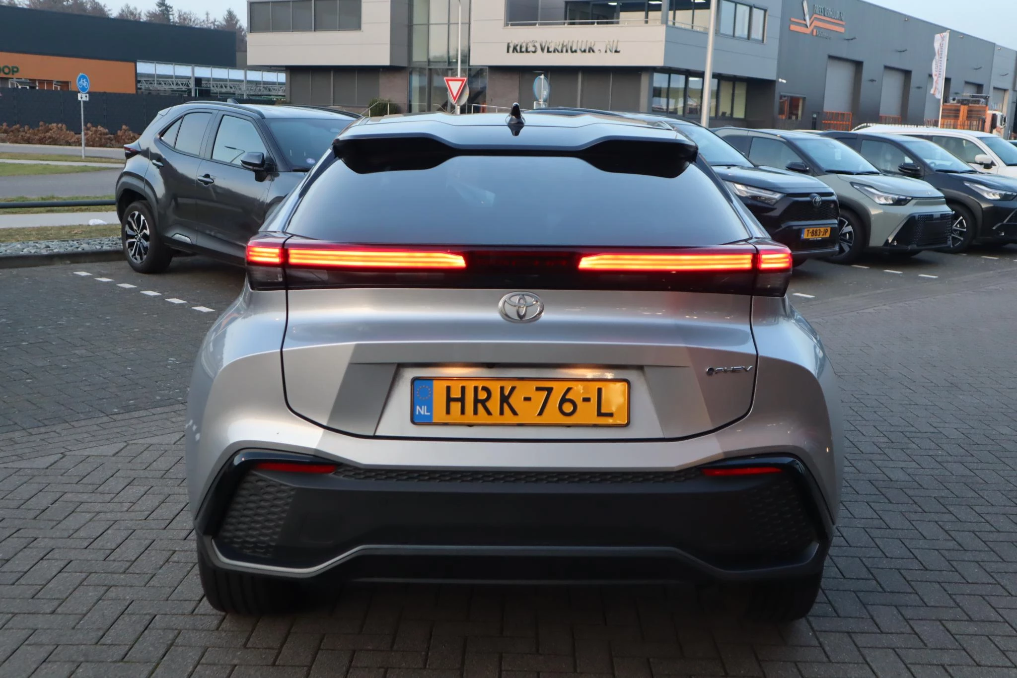 Hoofdafbeelding Toyota C-HR