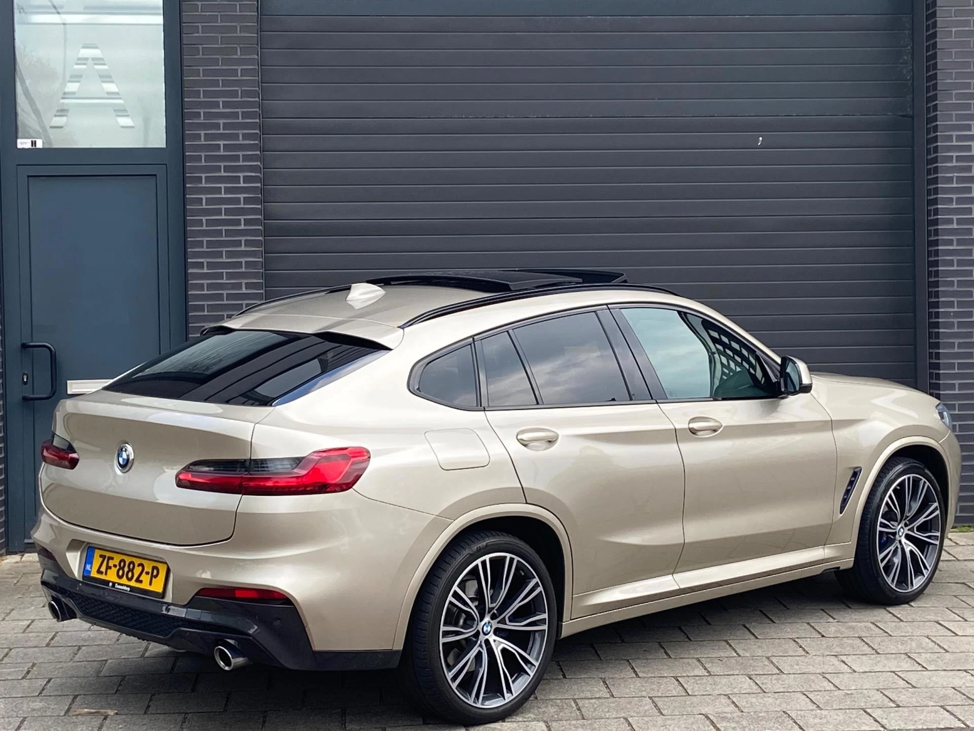 Hoofdafbeelding BMW X4