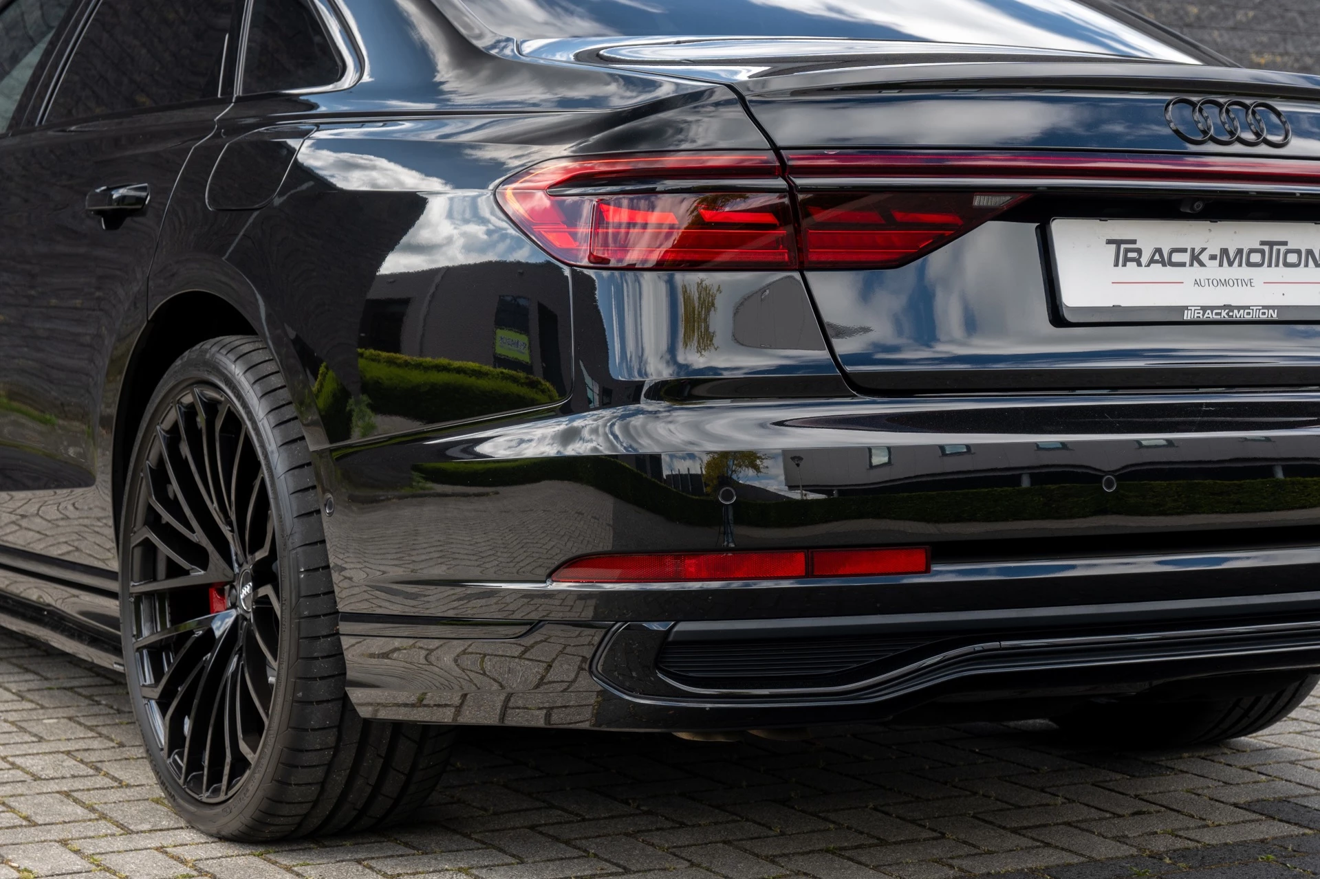 Hoofdafbeelding Audi A8