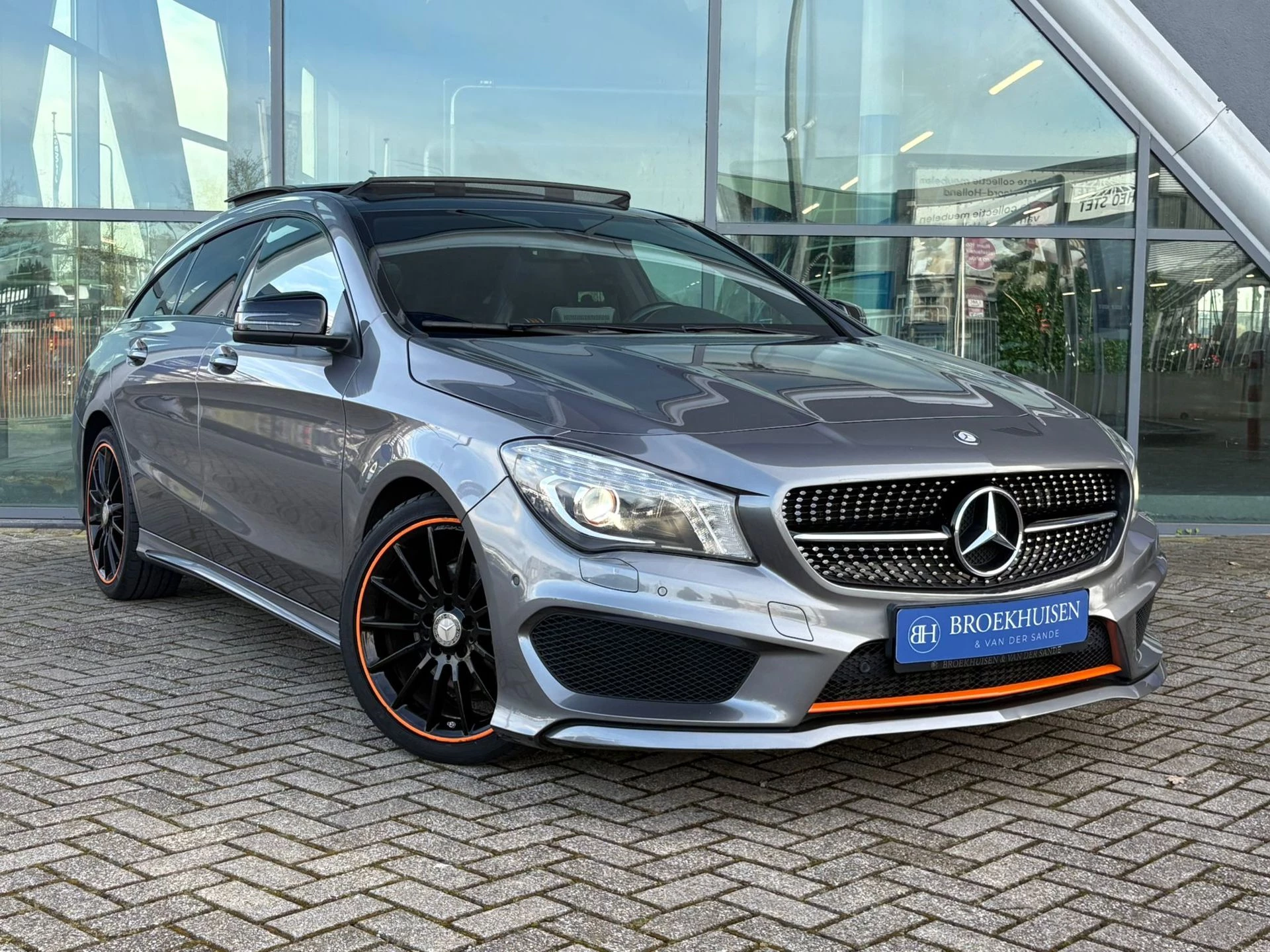 Hoofdafbeelding Mercedes-Benz CLA