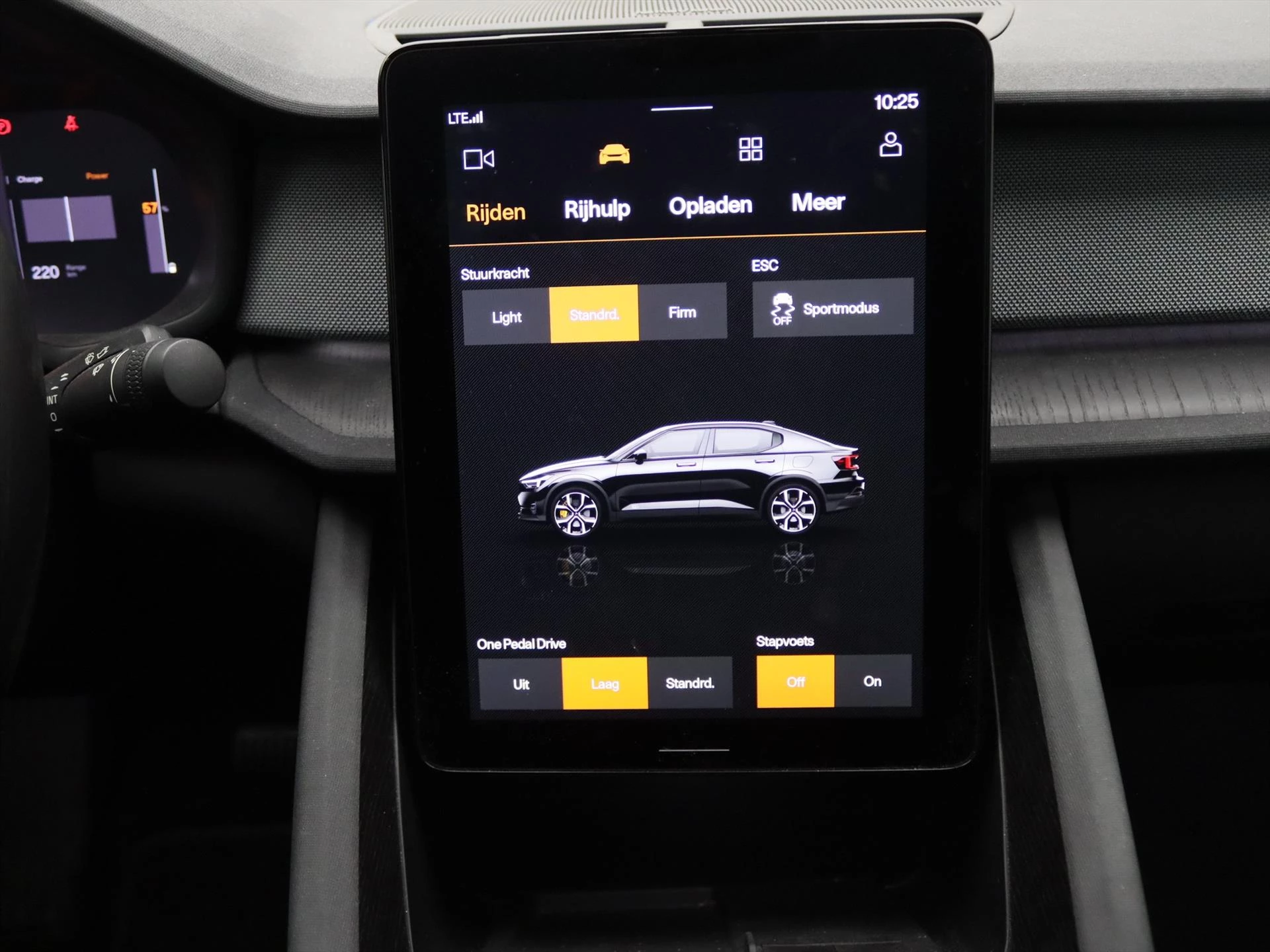 Hoofdafbeelding Polestar 2