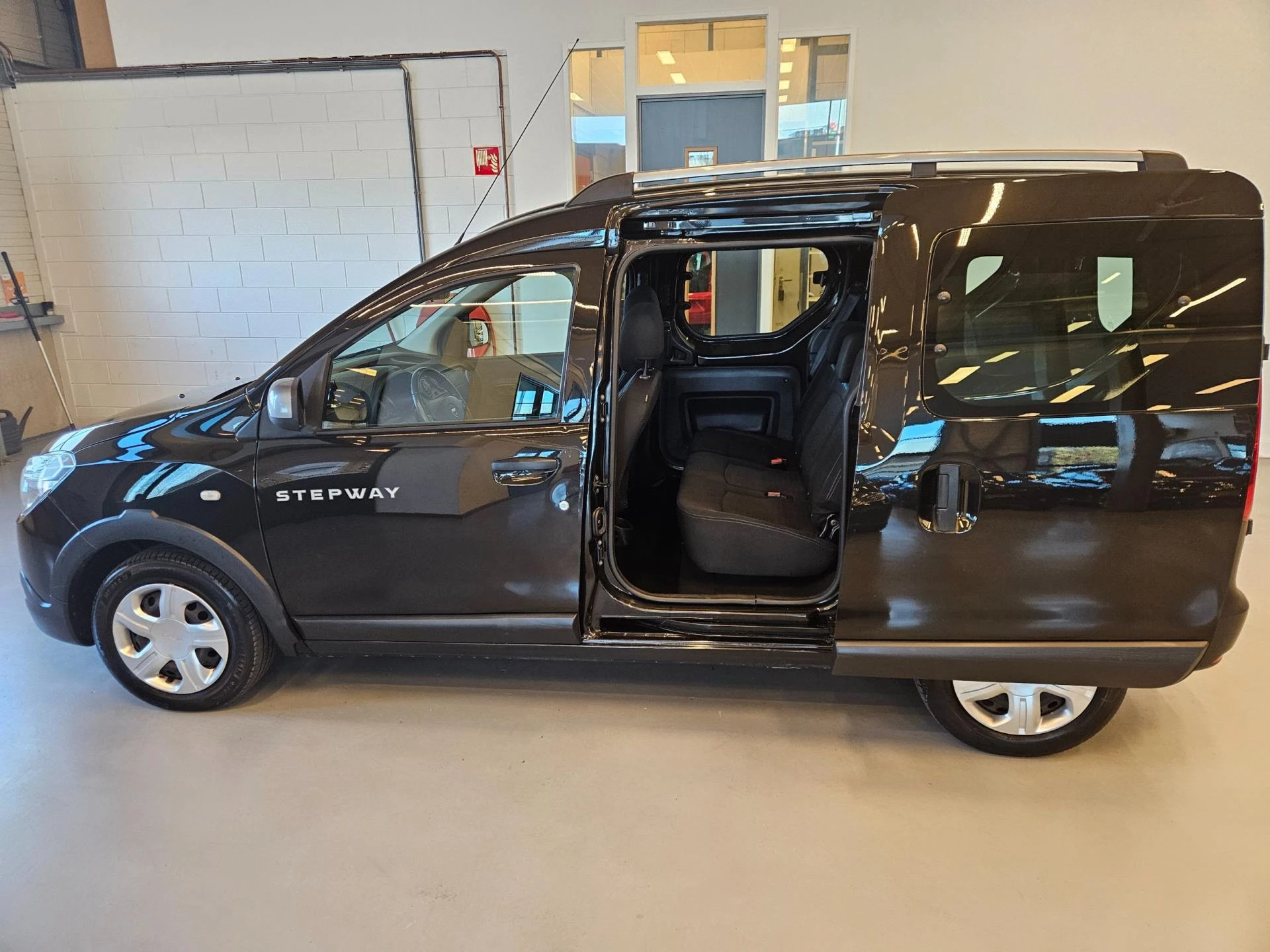 Hoofdafbeelding Dacia Dokker