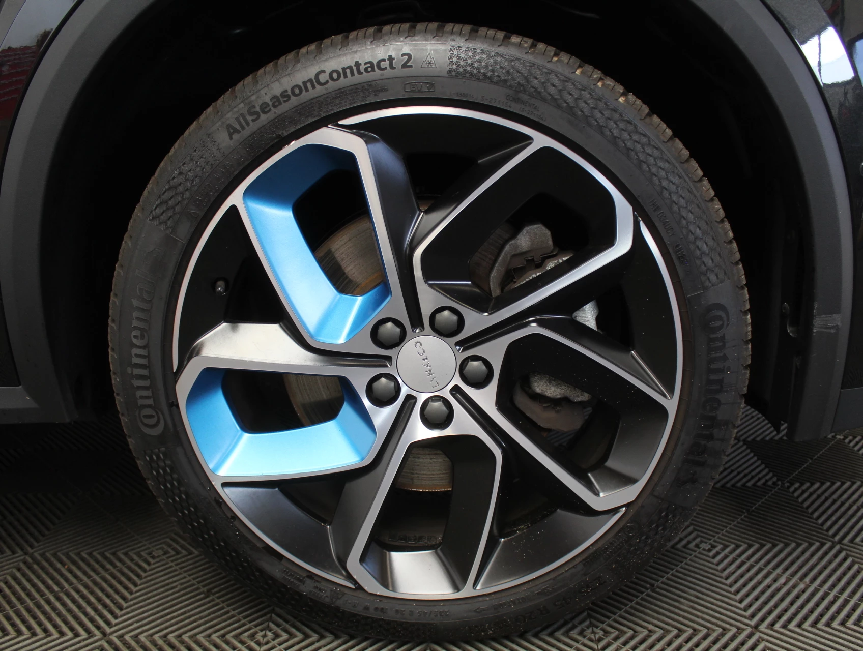 Hoofdafbeelding Lynk & Co 01