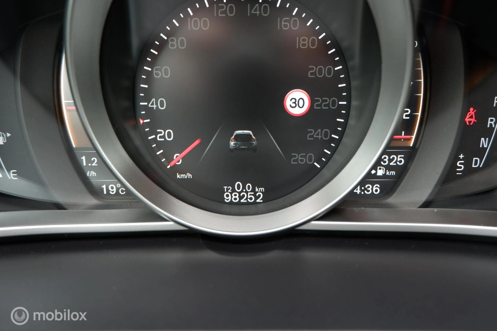 Hoofdafbeelding Volvo V40