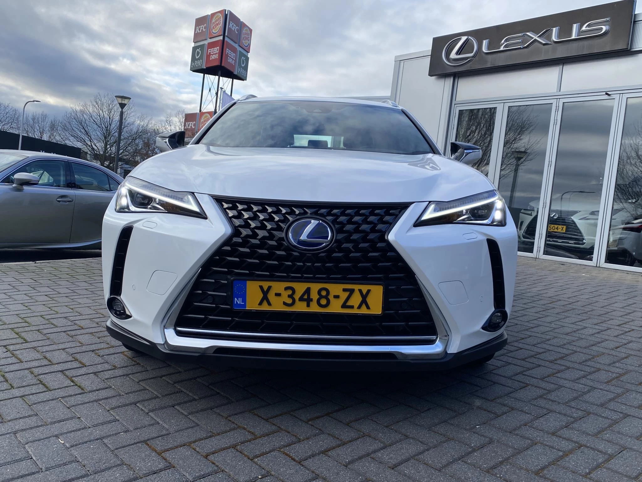 Hoofdafbeelding Lexus UX