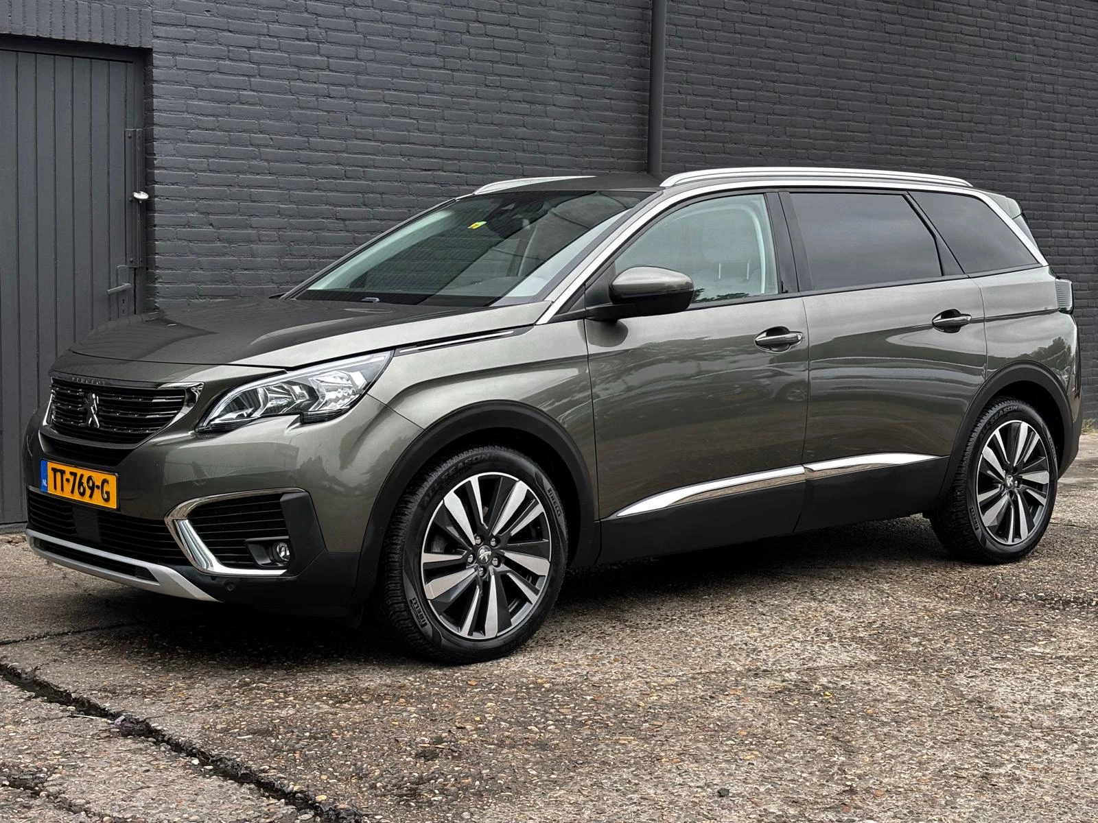 Hoofdafbeelding Peugeot 5008