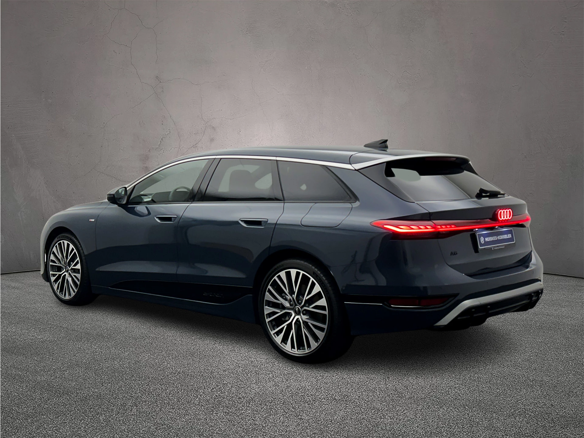 Hoofdafbeelding Audi A6 Avant e-tron