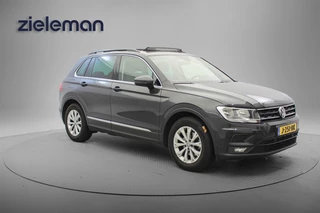 Volkswagen Tiguan 1.5 TSI ACT Comfortline Automaat - Panorama, Carplay, Navi, Clima, Cruise, Massage, Trekhaak, Stoelverw.