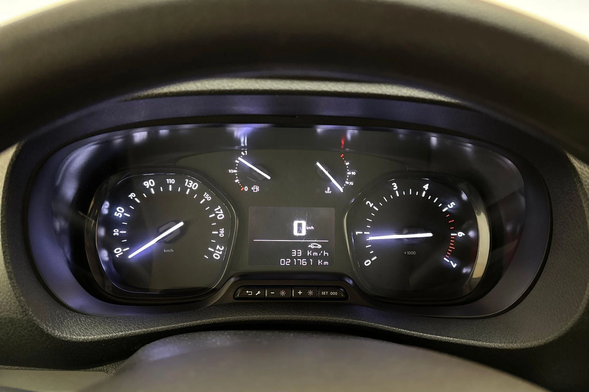 Hoofdafbeelding Peugeot Traveller