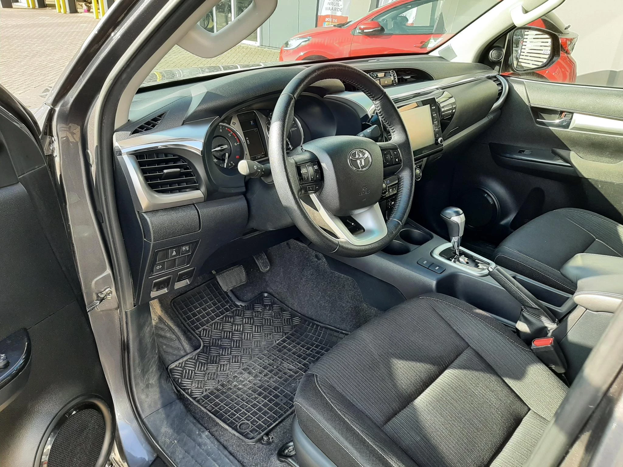 Hoofdafbeelding Toyota Hilux