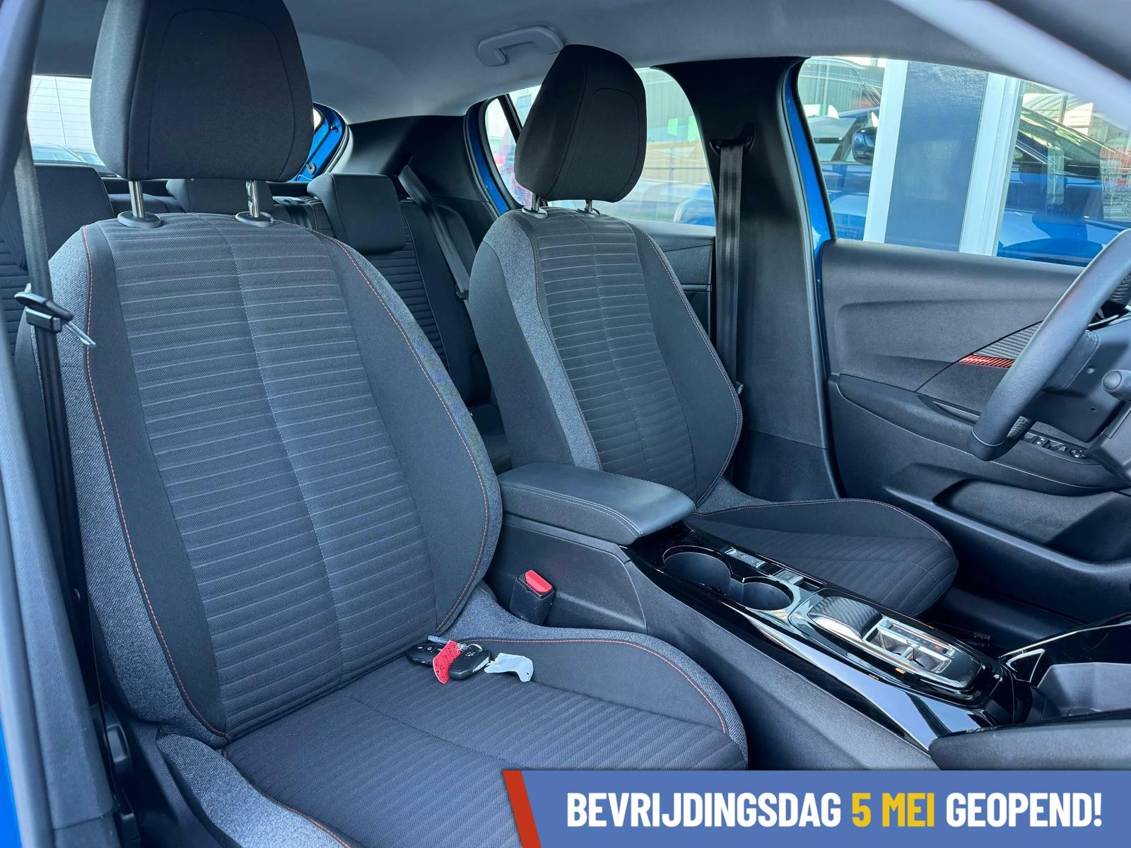 Hoofdafbeelding Peugeot e-208
