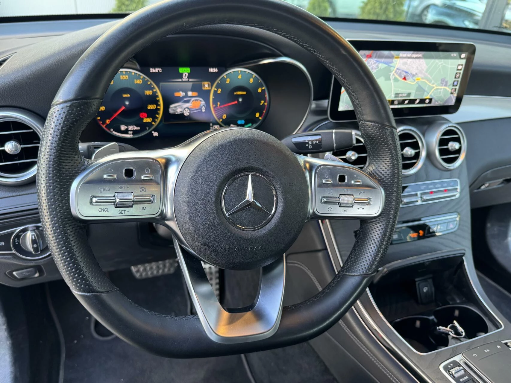 Hoofdafbeelding Mercedes-Benz GLC