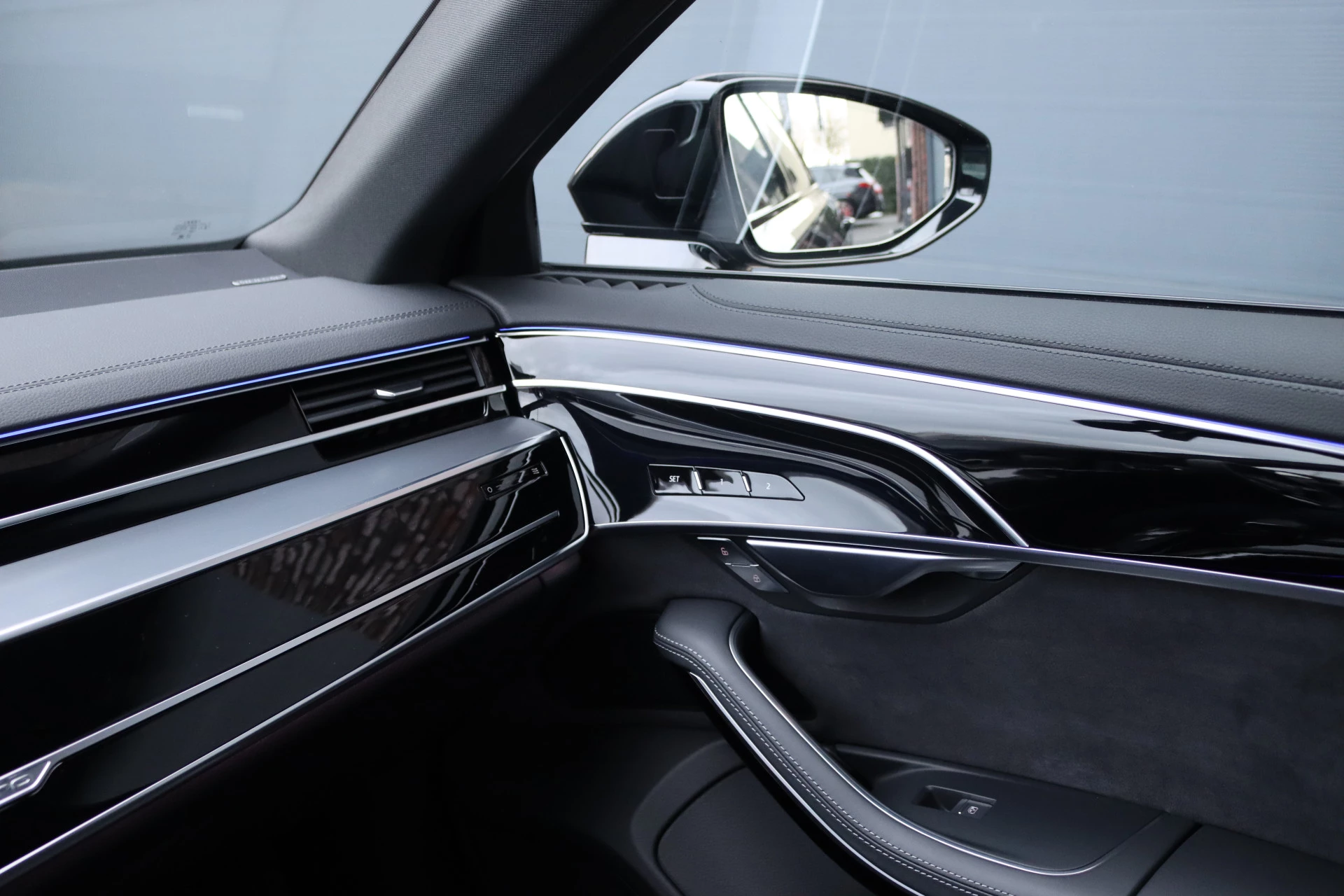 Hoofdafbeelding Audi A8