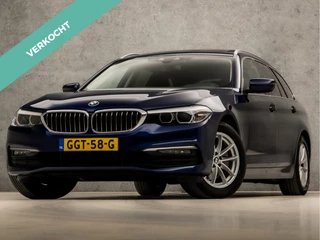 BMW 5 Serie Touring 520d Executive 191Pk Automaat (PANORAMADAK, VIRTUAL COCKPIT, APPLE CARPLAY, SFEERVERLICHTING, GROOT NAVI, LEDER, ELEK SPORTSTOELEN, STOELVERWARMING, ELEK ACHTERKLEP, GETINT GLAS, TREKHAAK, NIEUWE APK, NIEUW