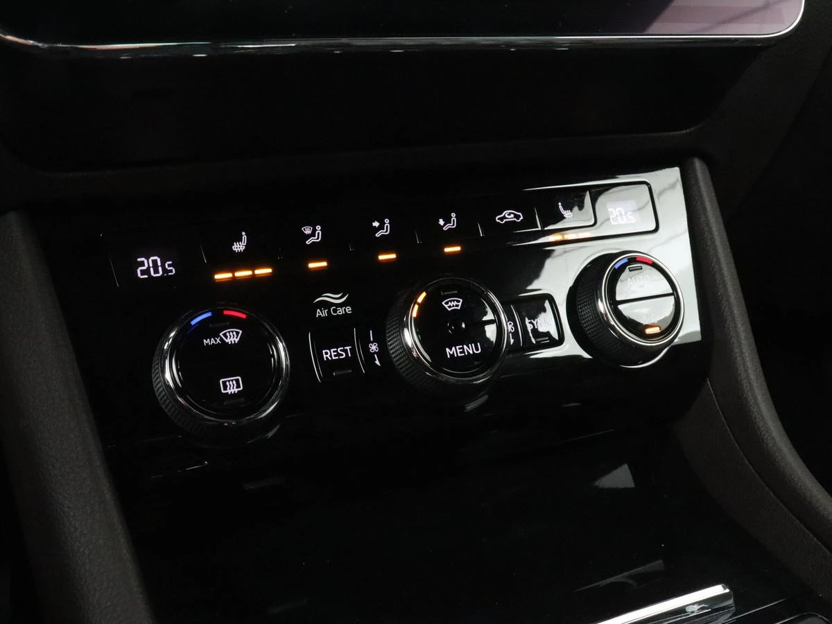 Hoofdafbeelding Škoda Superb