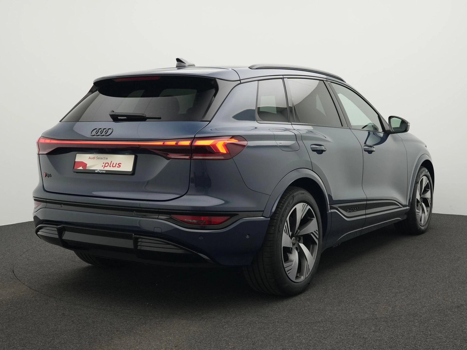 Hoofdafbeelding Audi Q6 e-tron