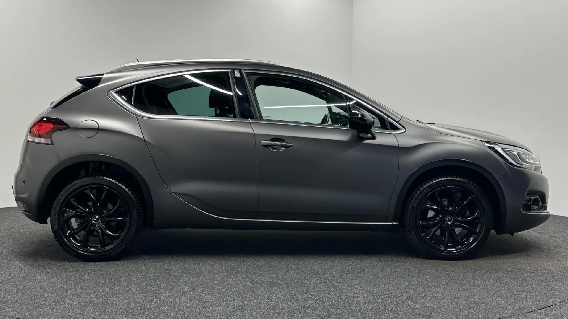 Hoofdafbeelding DS DS 4