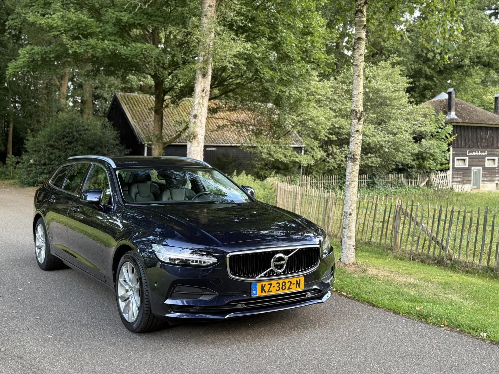 Hoofdafbeelding Volvo V90
