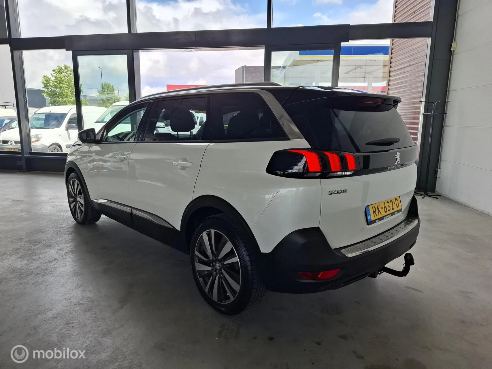 Hoofdafbeelding Peugeot 5008