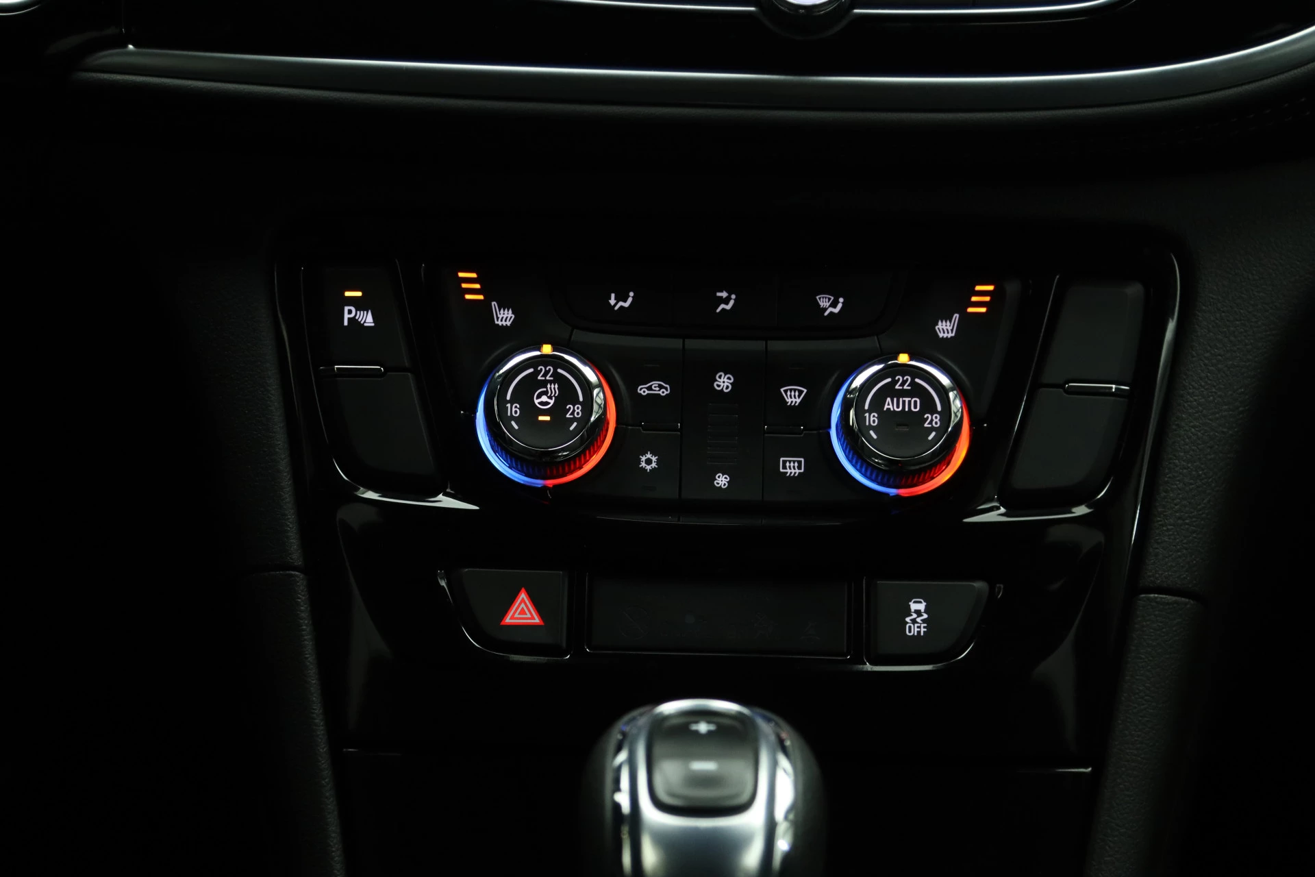 Hoofdafbeelding Opel Mokka X