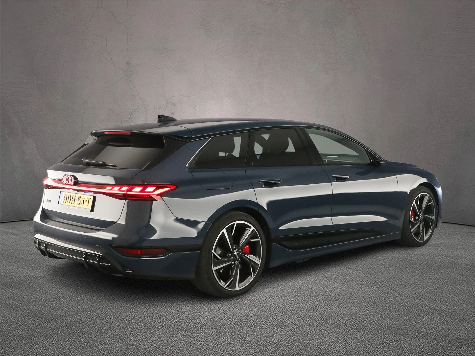 Hoofdafbeelding Audi S6 Avant e-tron