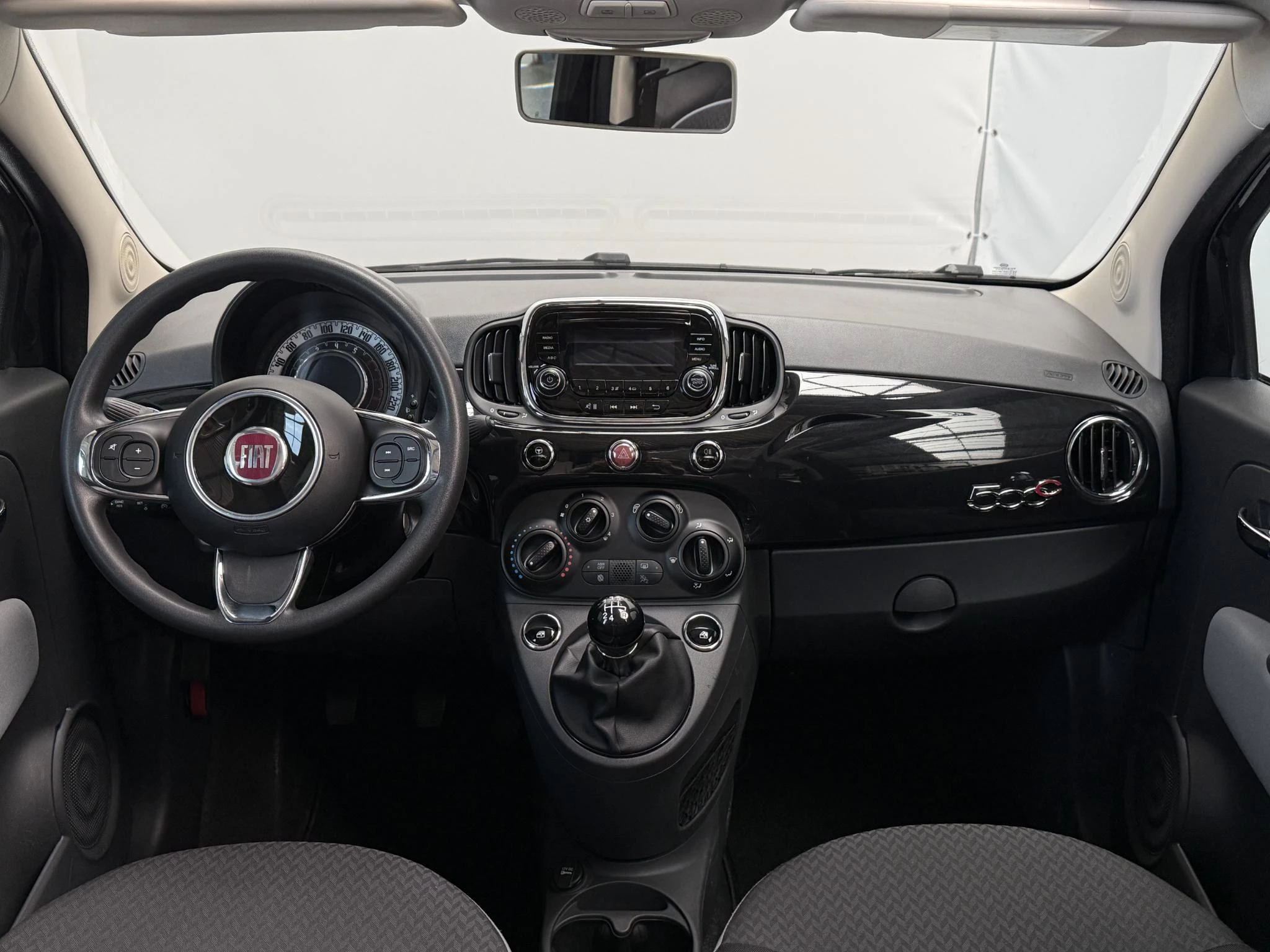 Hoofdafbeelding Fiat 500C
