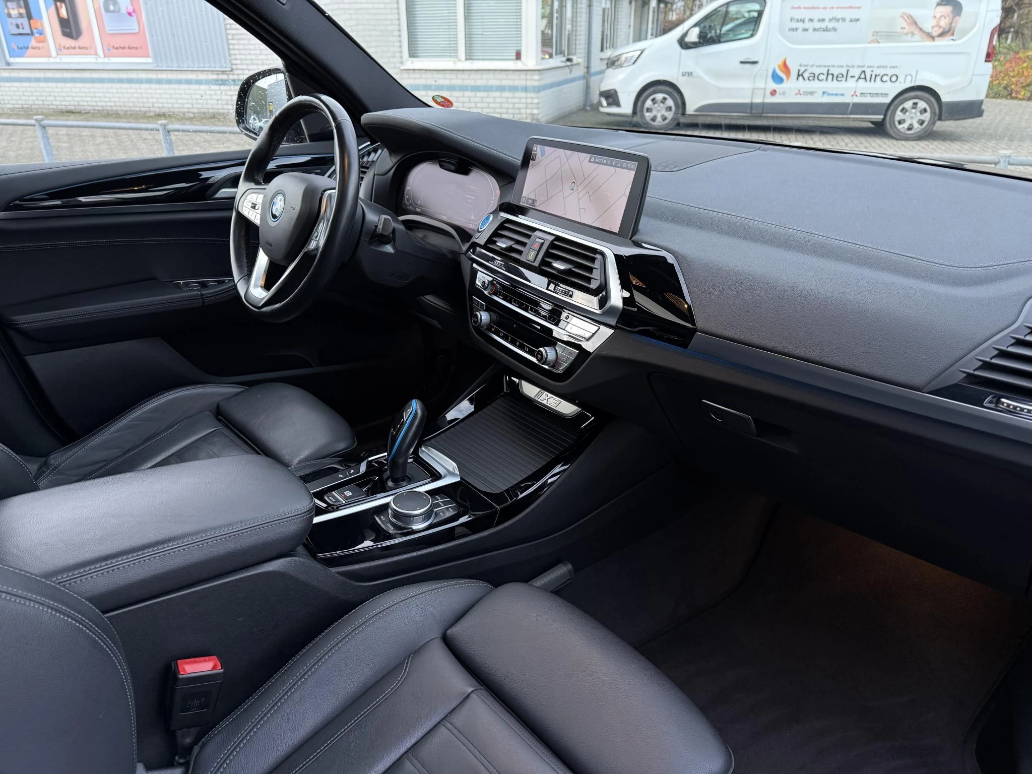 Hoofdafbeelding BMW iX3