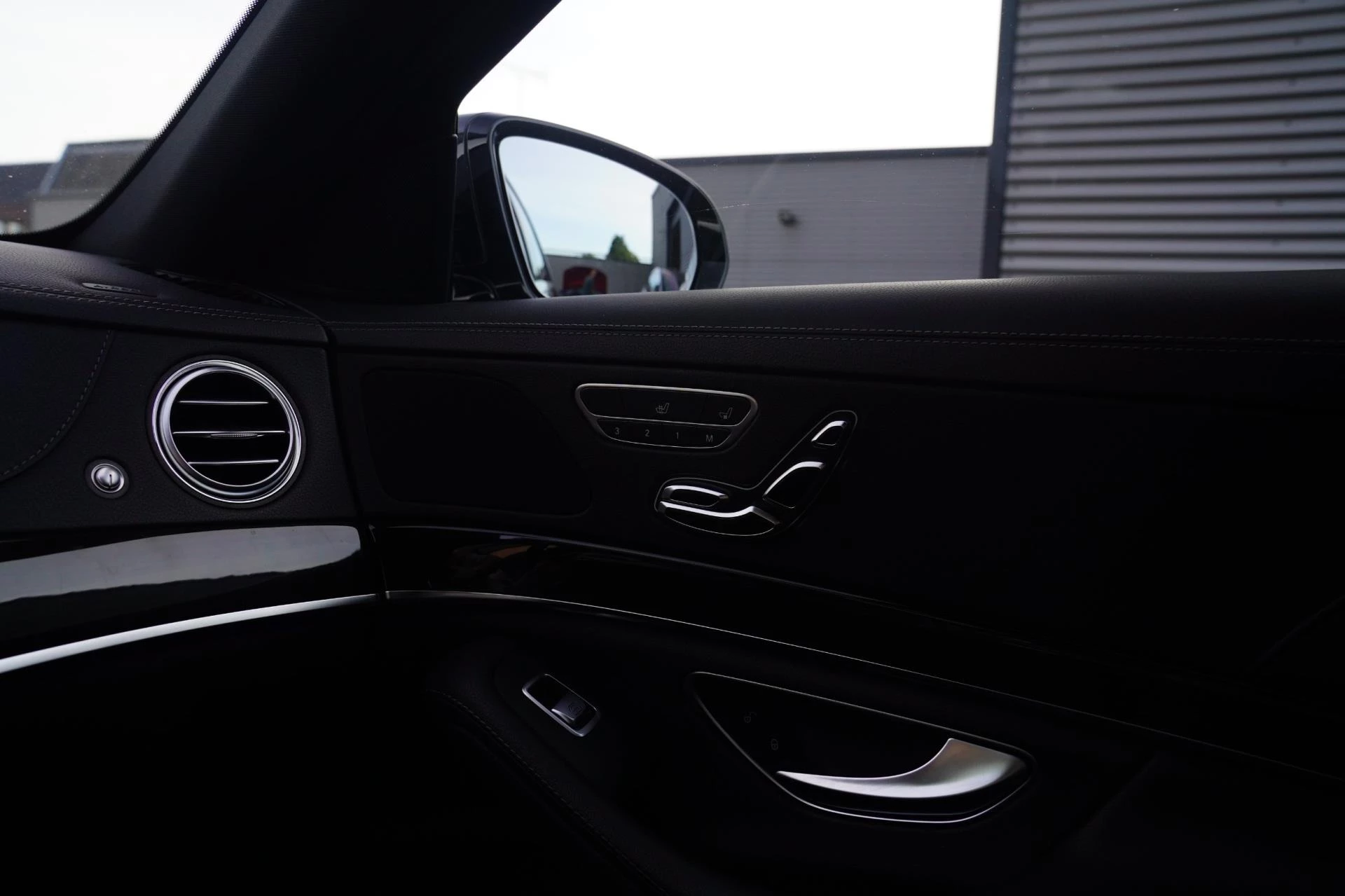 Hoofdafbeelding Mercedes-Benz S-Klasse
