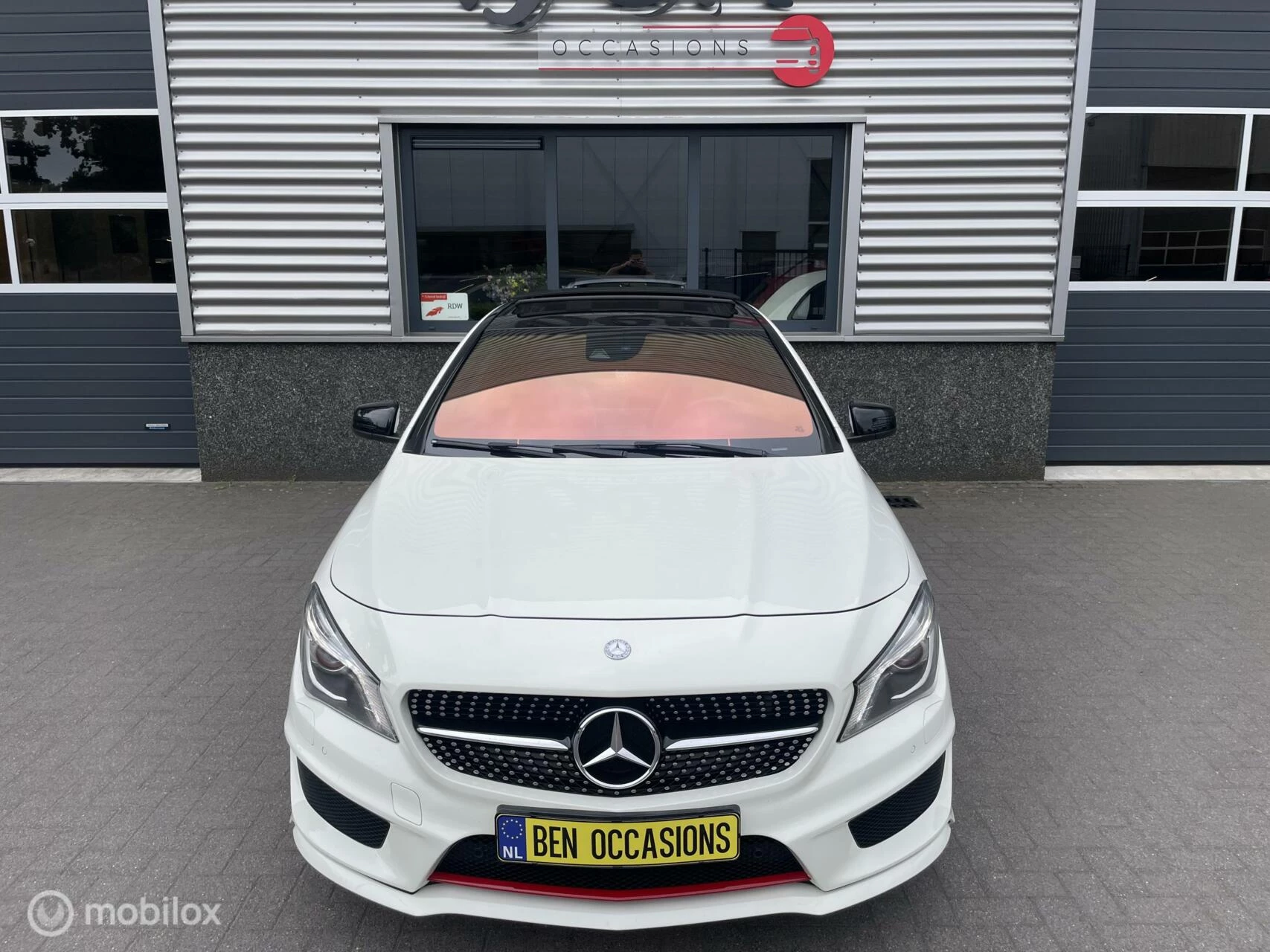 Hoofdafbeelding Mercedes-Benz CLA