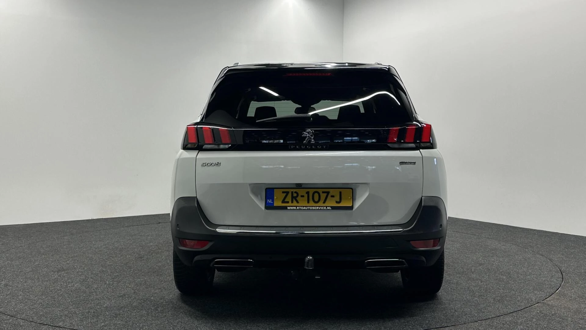 Hoofdafbeelding Peugeot 5008