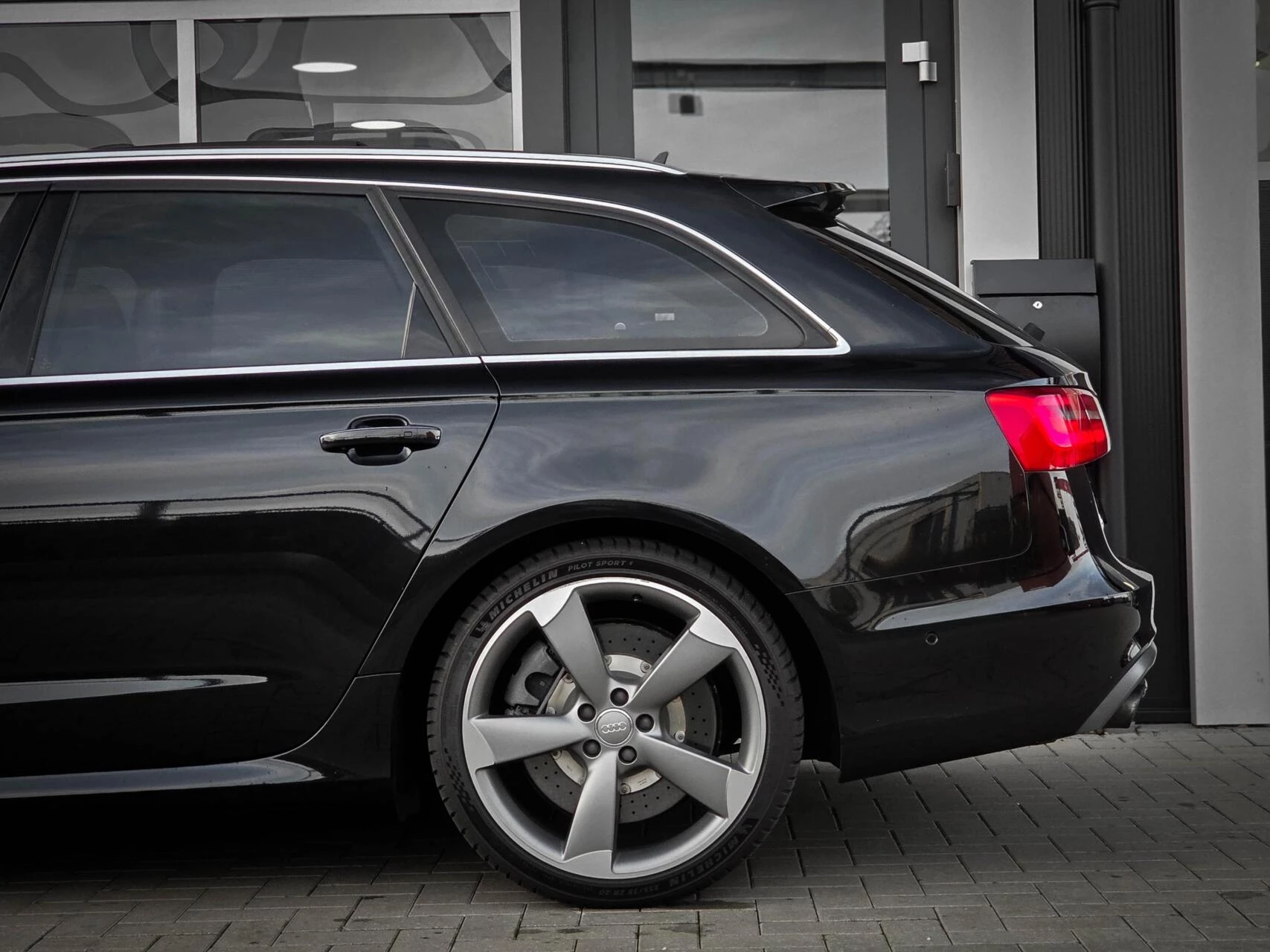 Hoofdafbeelding Audi S6