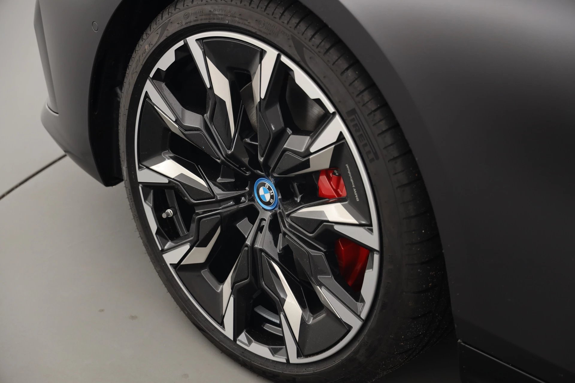 Hoofdafbeelding BMW i5