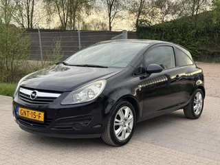 Hoofdafbeelding Opel Corsa Opel Corsa 1.2 111 EDITION AIRCO CRUISE