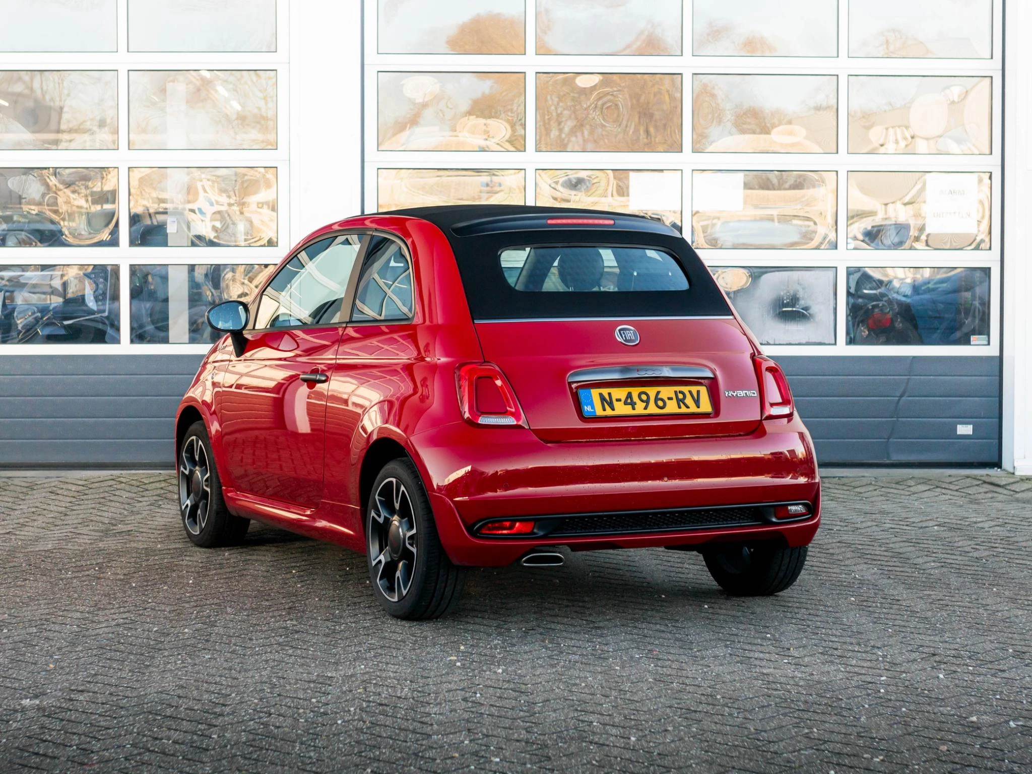 Hoofdafbeelding Fiat 500C