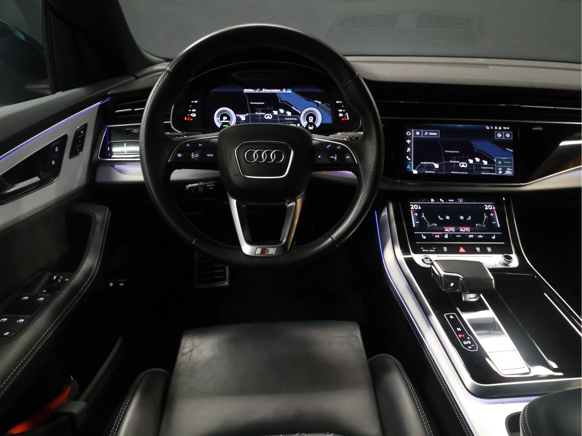 Hoofdafbeelding Audi Q8