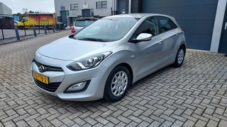 Hoofdafbeelding Hyundai i30 Hyundai i30 1.6i 16V met Nieuwe APK / Grote Beurt / Nieuwe Koppeling
