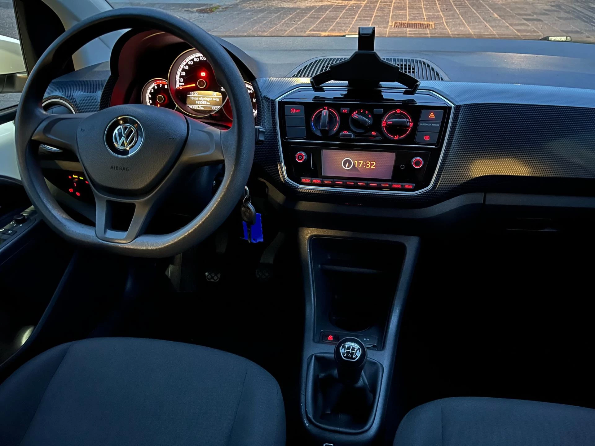 Hoofdafbeelding Volkswagen up!