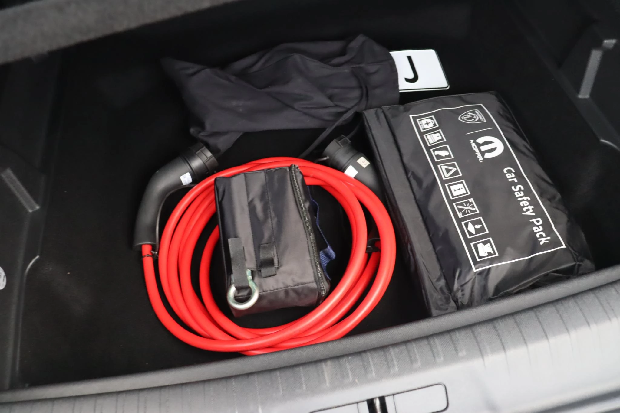 Hoofdafbeelding Peugeot e-3008