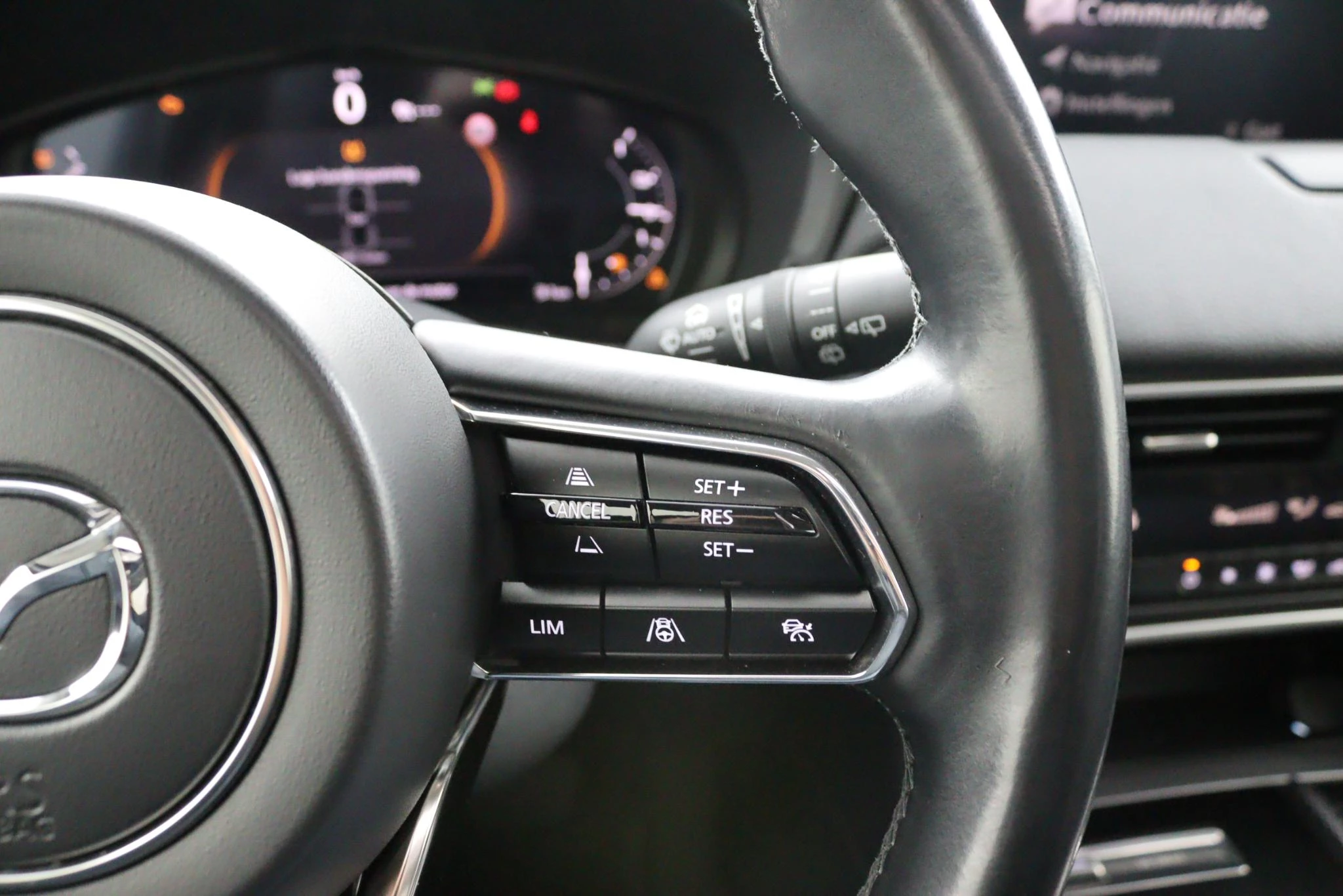 Hoofdafbeelding Mazda CX-60