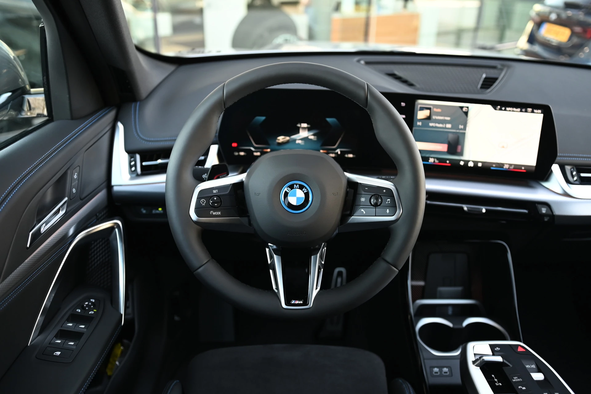 Hoofdafbeelding BMW iX1