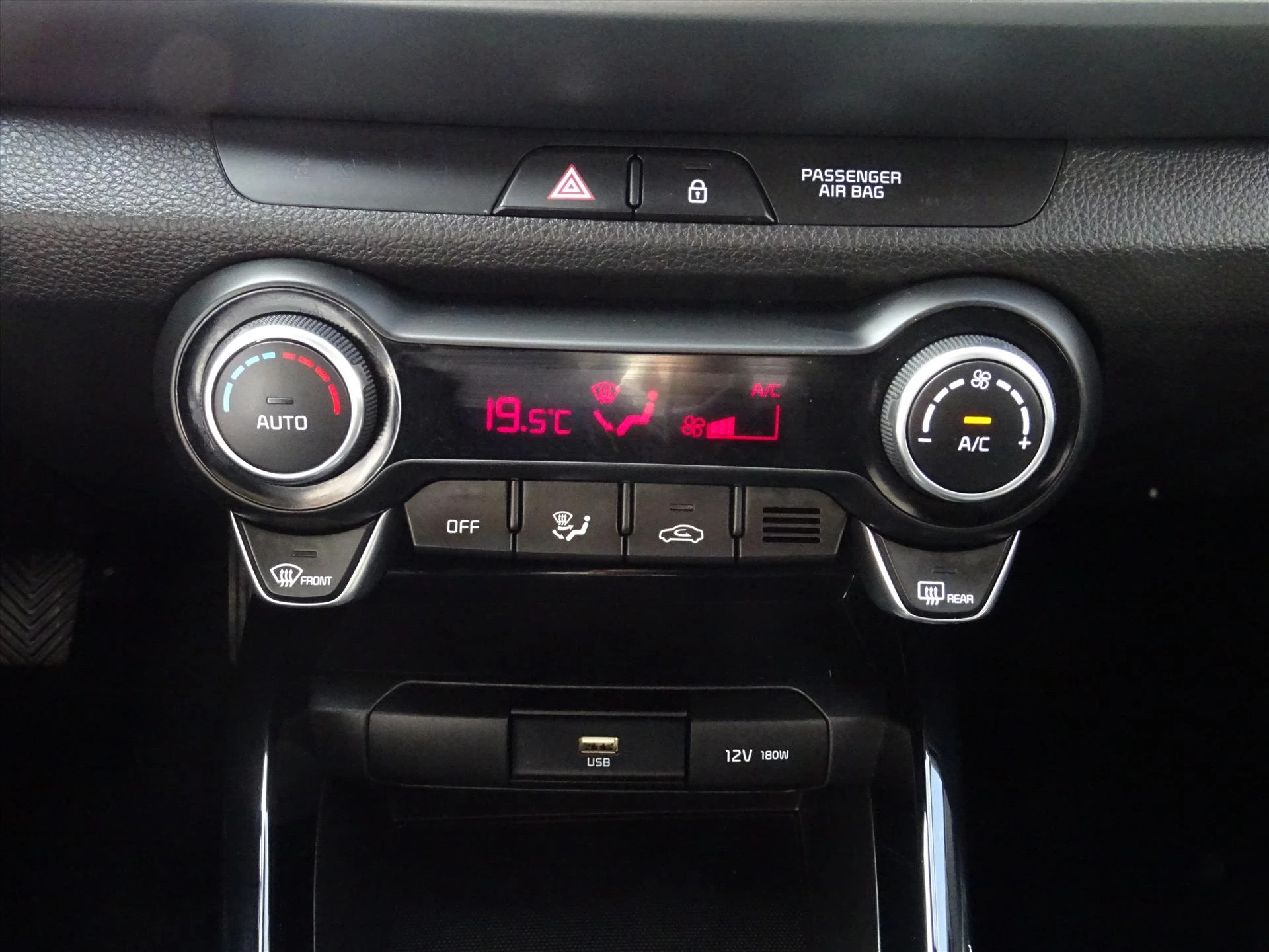 Hoofdafbeelding Kia Stonic