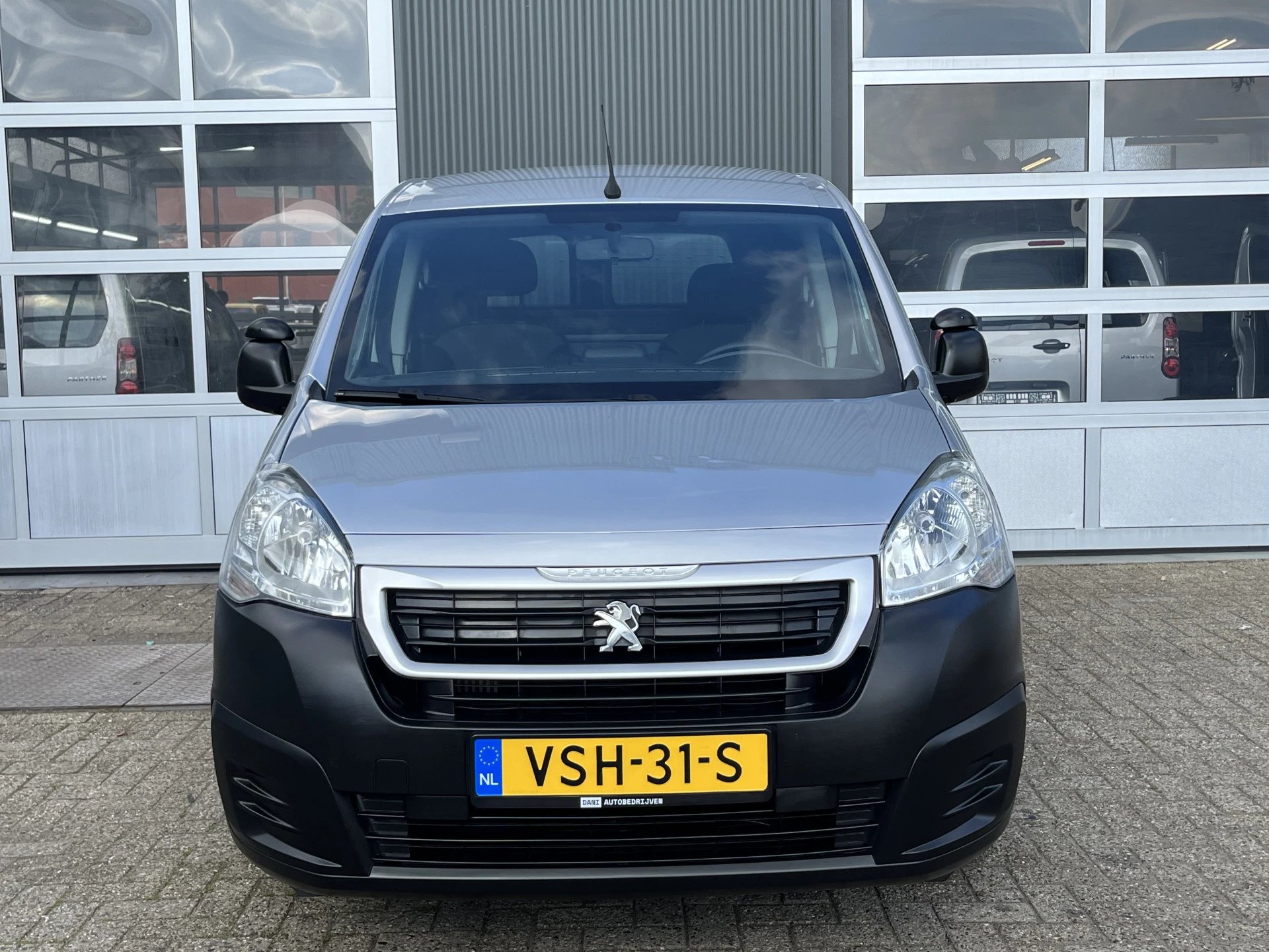 Hoofdafbeelding Peugeot Partner