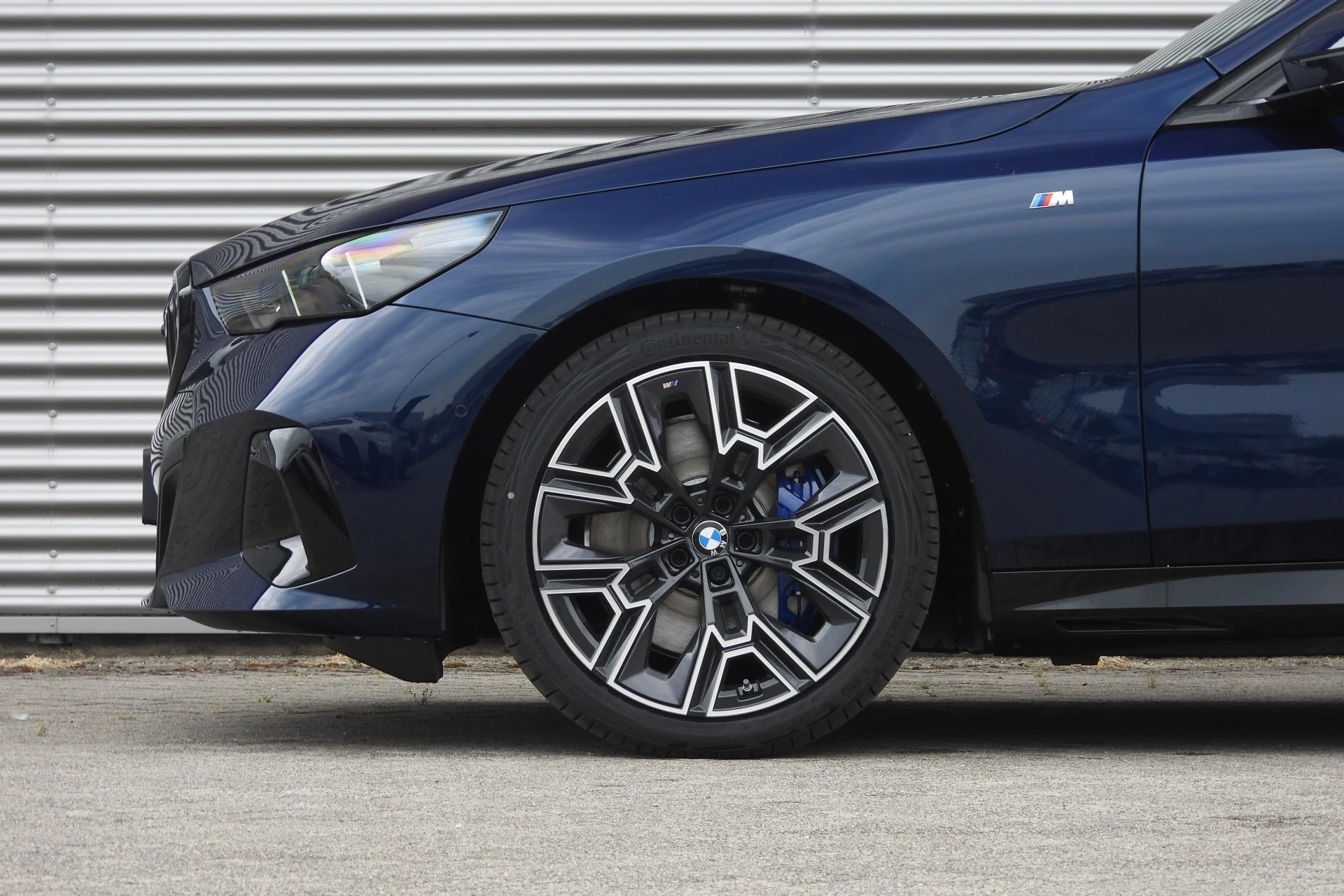 Hoofdafbeelding BMW i5