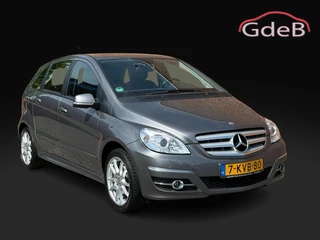 Mercedes-Benz B-Klasse B200 Automaat / Panoramadak / Trekhaak