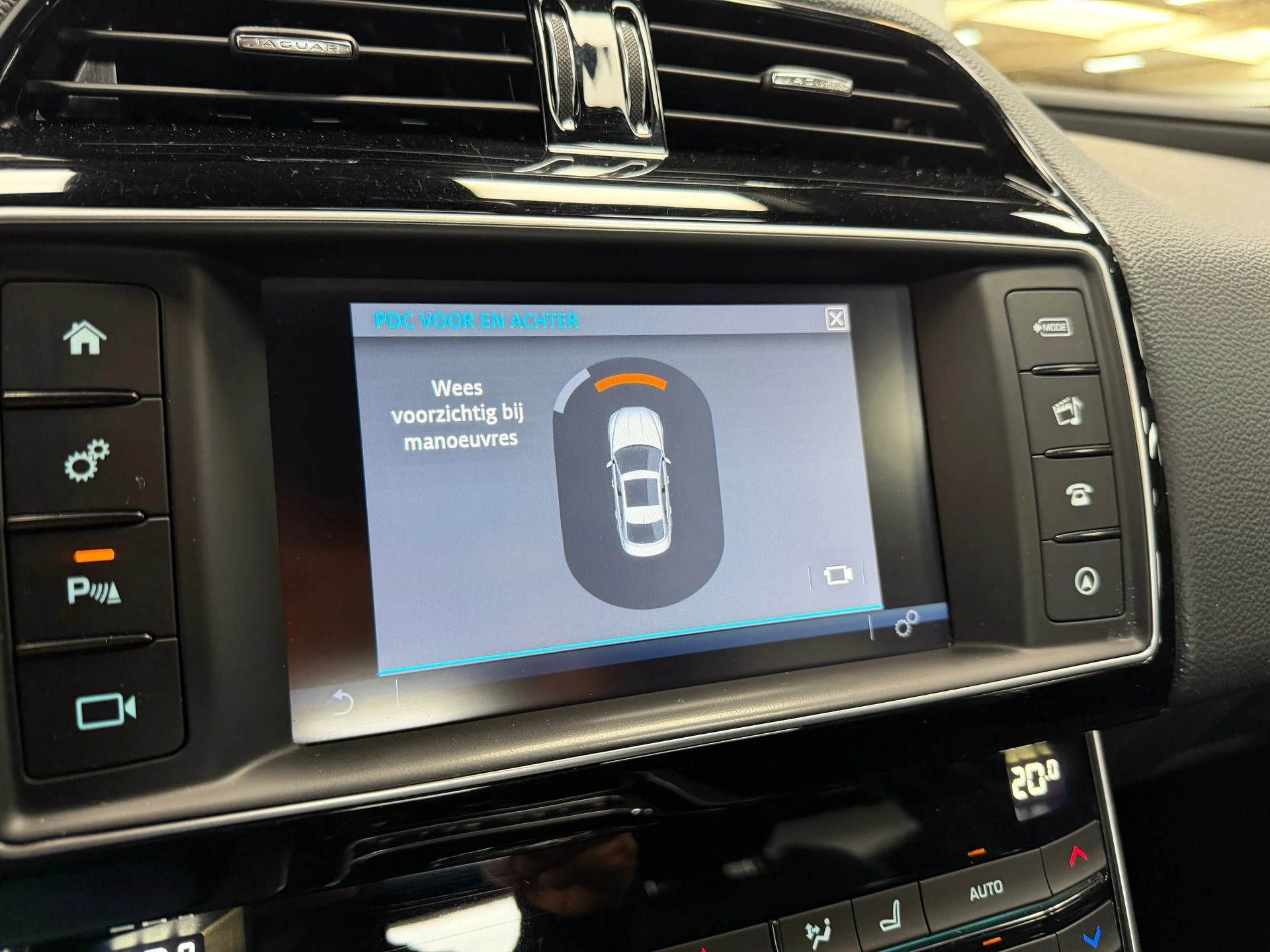 Hoofdafbeelding Jaguar XE