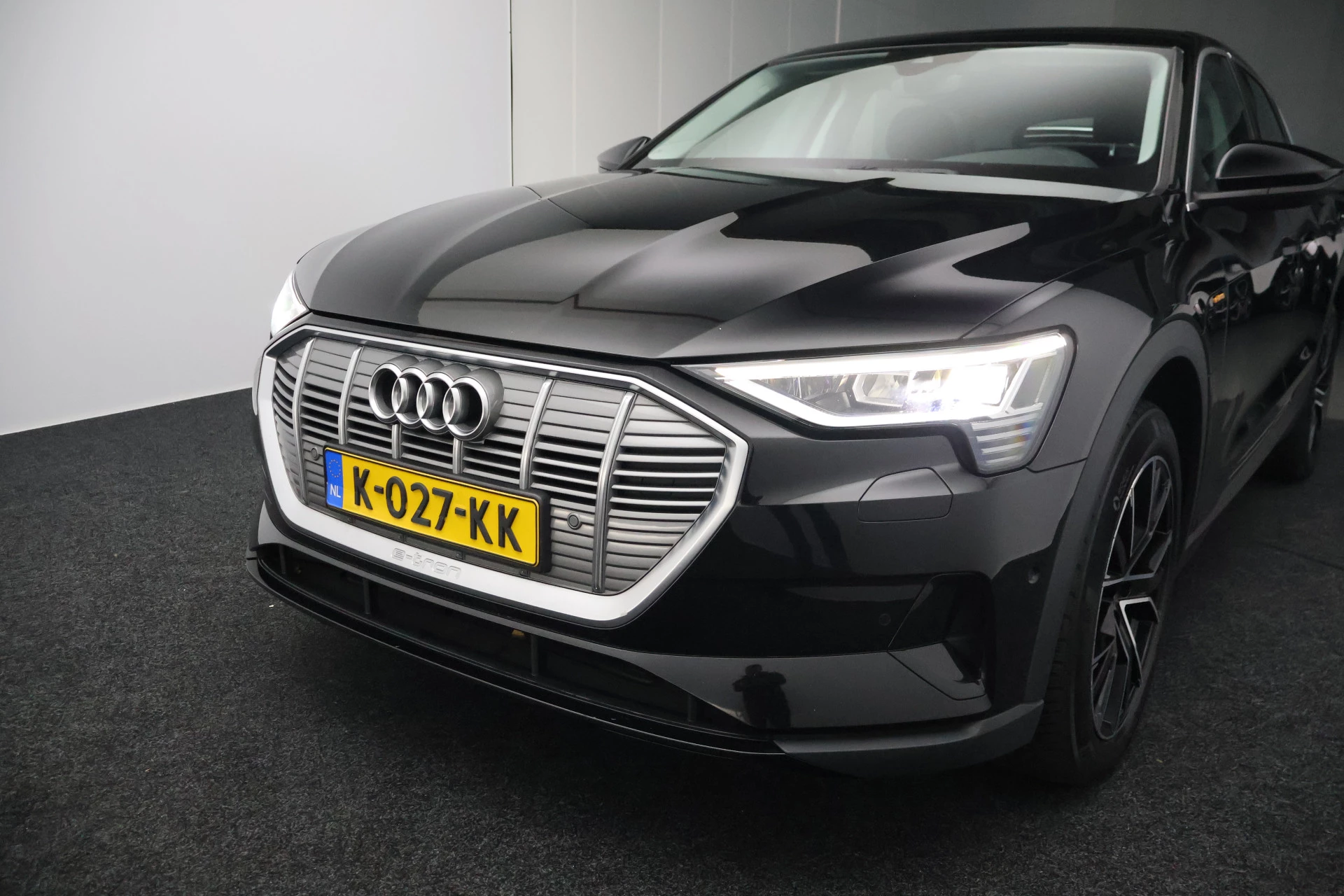 Hoofdafbeelding Audi e-tron