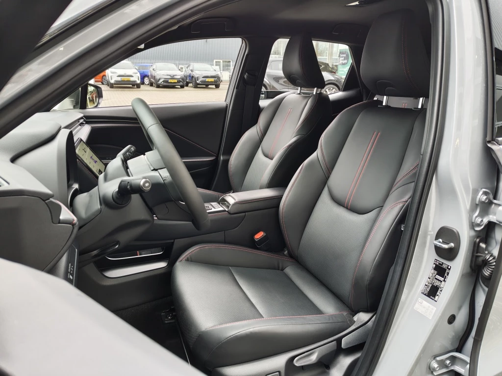 Hoofdafbeelding Lexus LBX