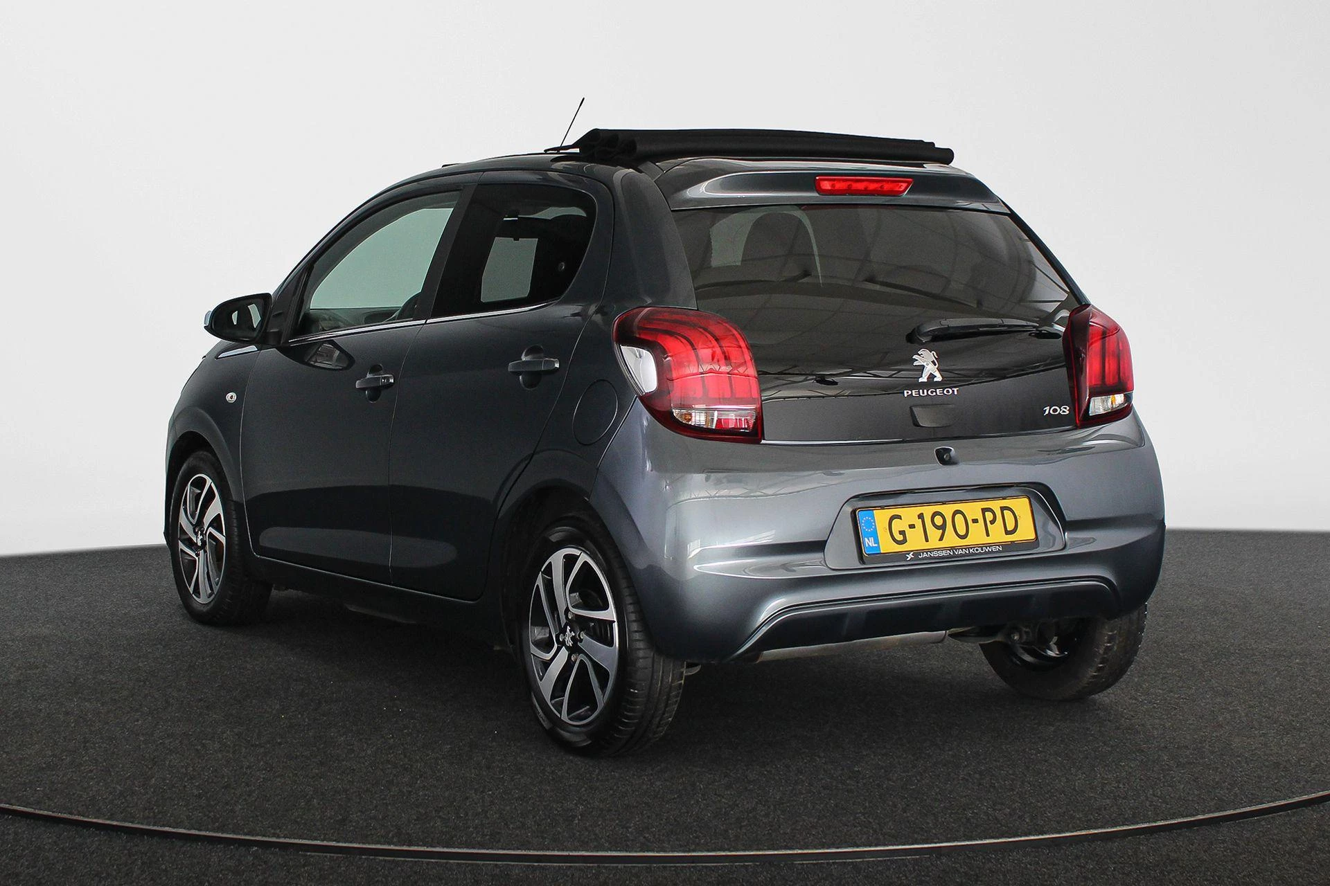 Hoofdafbeelding Peugeot 108