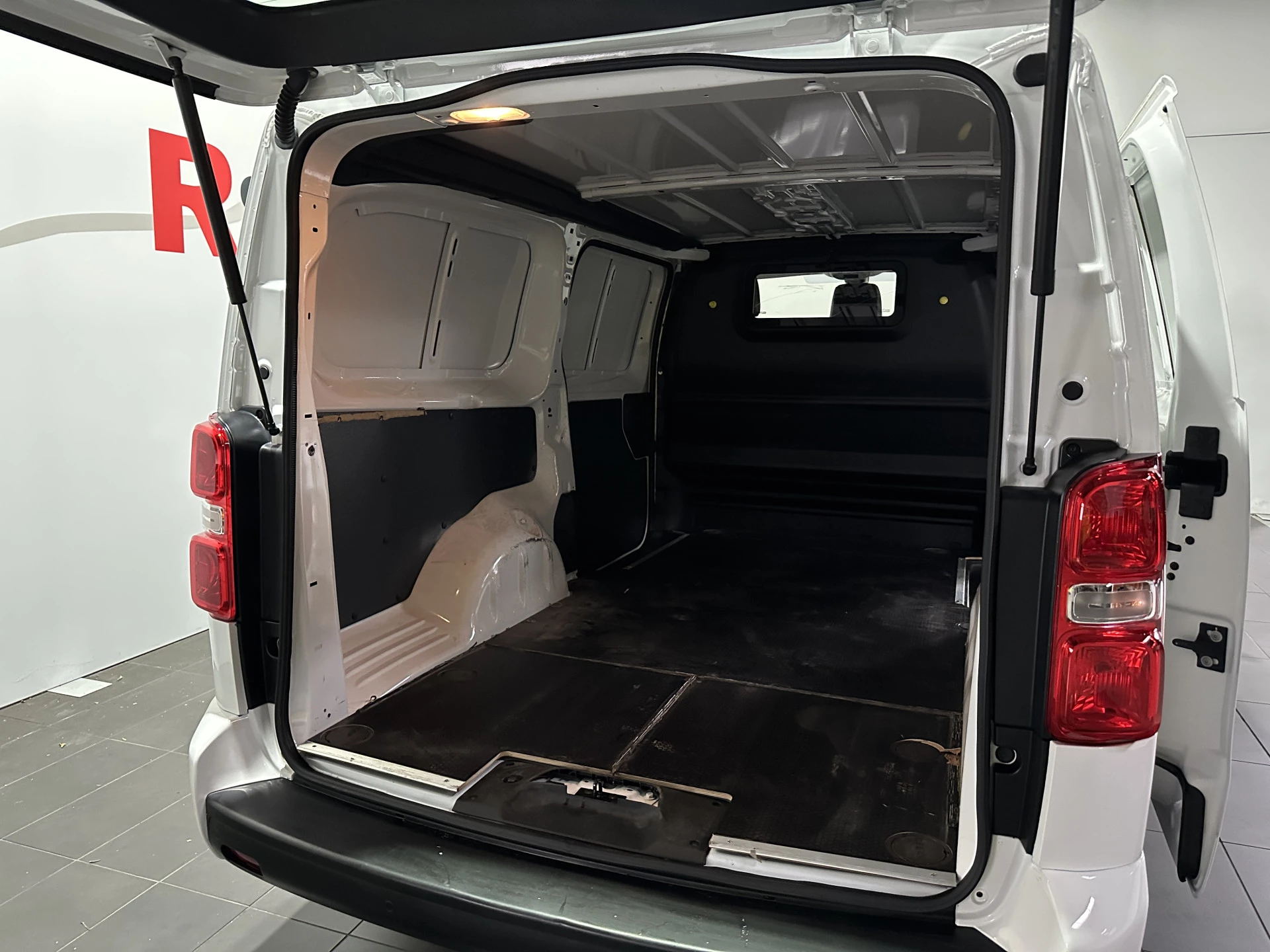 Hoofdafbeelding Peugeot Expert